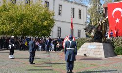 Sinop’ta Cumhuriyet Bayramı çelenk sunma töreni yapıldı