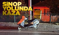 Motosiklet devrildi, sürücü yaralandı!