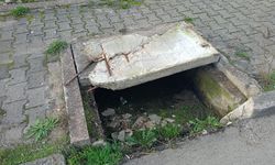 Erfelek’te kırık rögar kapağı tehlike saçıyor