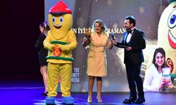 Sinoplu yazarın karakteri "Şakrak"a Yılın İyilik Kahramanı ödülü