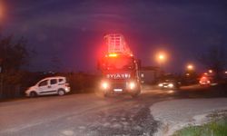 Yanan plastik kablo ekipleri harekete geçirdi