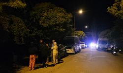 Deprem korkuttu! Vatandaşlar sokağa döküldü