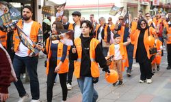 LÖSEV tarafından farkındalık yürüyüşü düzenlendi