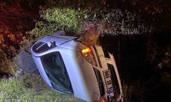 Otomobil takla attı: Yaralı sürücü ehliyetsiz çıktı