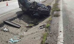 Takla atan otomobilden 2 kişi yaralandı