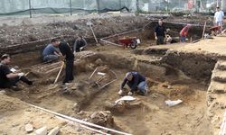 Tarih fışkıran Sinop'ta tarihi eserler titizlikle çıkarılıyor