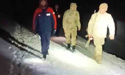 Yaylada kar nedeniyle mahsur kalan vatandaşlar kurtarıldı