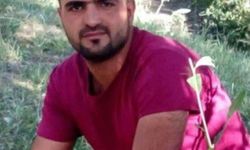 İş yerinin önündeki araçta ölü bulundu