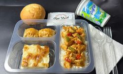 HER TÜRLÜ EMTİA VE 0,2 LİTRE DOĞAL KAYNAK SUYU DAHİL 4 (DÖRT) ÇEŞİT YEMEK HİZMET ALIMI
