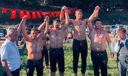 Sinoplu güreşçiler müsabakadan derecelerle döndü