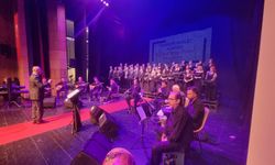 Hakim, savcı ve memurlardan oluşan koro konser verdi