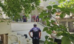 Yangında yatalak yaşlı adam hayatını kaybetti