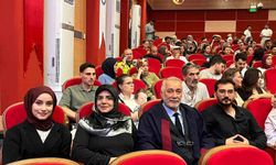 Baba ve kızı aynı gün diploma aldı