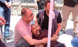 Cenaze çıkışında yol verme kavgası kanlı bitti