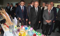 Hükümlülerin el emeği ürünleri sergilendi