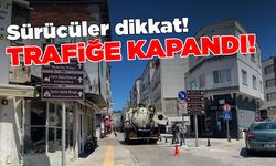 Sinop'un işlek caddesinde kanalizasyon çalışması