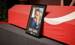 Usta oyuncu Kadir İnanır son yolculuğuna uğurlandı