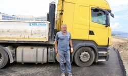 Tırın motoruna sıkışan yavru kediyi annesine kavuşturdu