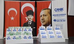 Canik Belediyesi'nden YKS ve LGS birincilerine ödül