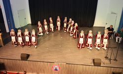 Gürcü ve Kıbrıs Türk kültürü aynı sahnede buluştu