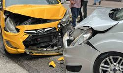 Kafa kafaya çarpışma: 2 yaralı