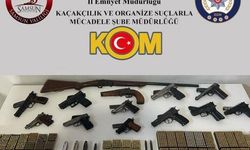 Silah tacirlerine ve düğün magandalarına operasyon
