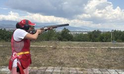Antrenör ablasıyla Akdeniz Oyunları'na hazırlanıyor