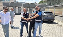 Bir kişiyi bıçaklayarak öldürdüğü iddiasıyla adliyeye sevk edildi