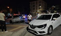 Çorum'da otomobille motosiklet çarpıştı