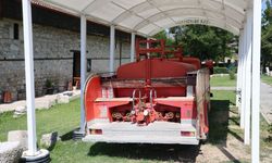 Emektar itfaiye aracı müzede sergileniyor