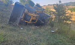 İş makinesi devrildi, operatör hayatını kaybetti