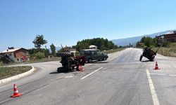Tokat'ta hafif ticari araç ile traktör çarpıştı