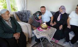 Bir asırı deviren Atiye nineye davul zurnalı kutlama