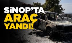 Sinop'ta seyir halindeki cip yandı