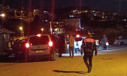 Sinop’ta düğün salonu önünde tartışma çıktı