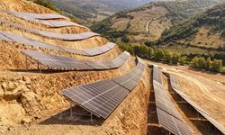 Bafra Belediyesi güneş enerjisi santrali çalışmalarını tamamladı