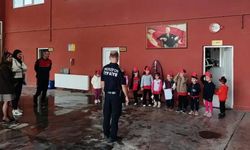 Merzifon'da minik öğrencilere itfaiyecilik mesleği tanıtıldı