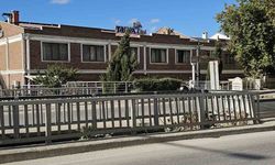 Otel odasında skandal olay!