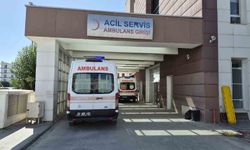 Otomobilin çarptığı çocuk yaralandı