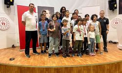 Sinop'ta öğrenciler satrançta hünerlerini sergiledi