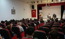 Kıbrıs Gazisi Özgen, anılarını öğrencilerle paylaştı