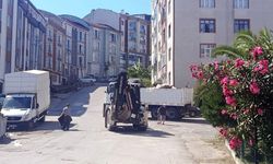 Sinop’ta çöp konteynerlerinin çevresi temizleniyor