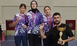 Ayaz Ortaokulu Dart Takımı'ndan dördüncü birincilik