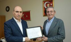 Samsun TSO başkanı seçilen Murzioğlu mazbatasını aldı