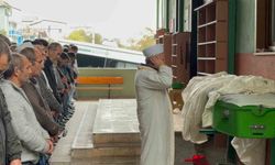 Gelinliğiyle son yolculuğuna uğurlandı