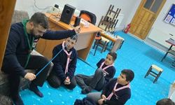 Genç izciler sabah namazında buluştu