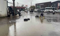 Heyelanın ardından binada yaşayanlar tahliye edildi