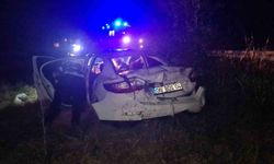 Otomobil araziye uçtu: 4 yaralı