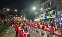 Cumhuriyet'in 103. Yılı Sinop’ta fener alayıyla kutlandı