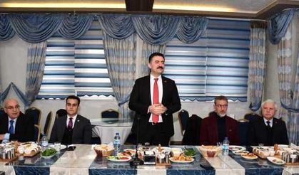 Vali Tekbıyıkoğlu: "Demokraside basının yeri çok önemli"